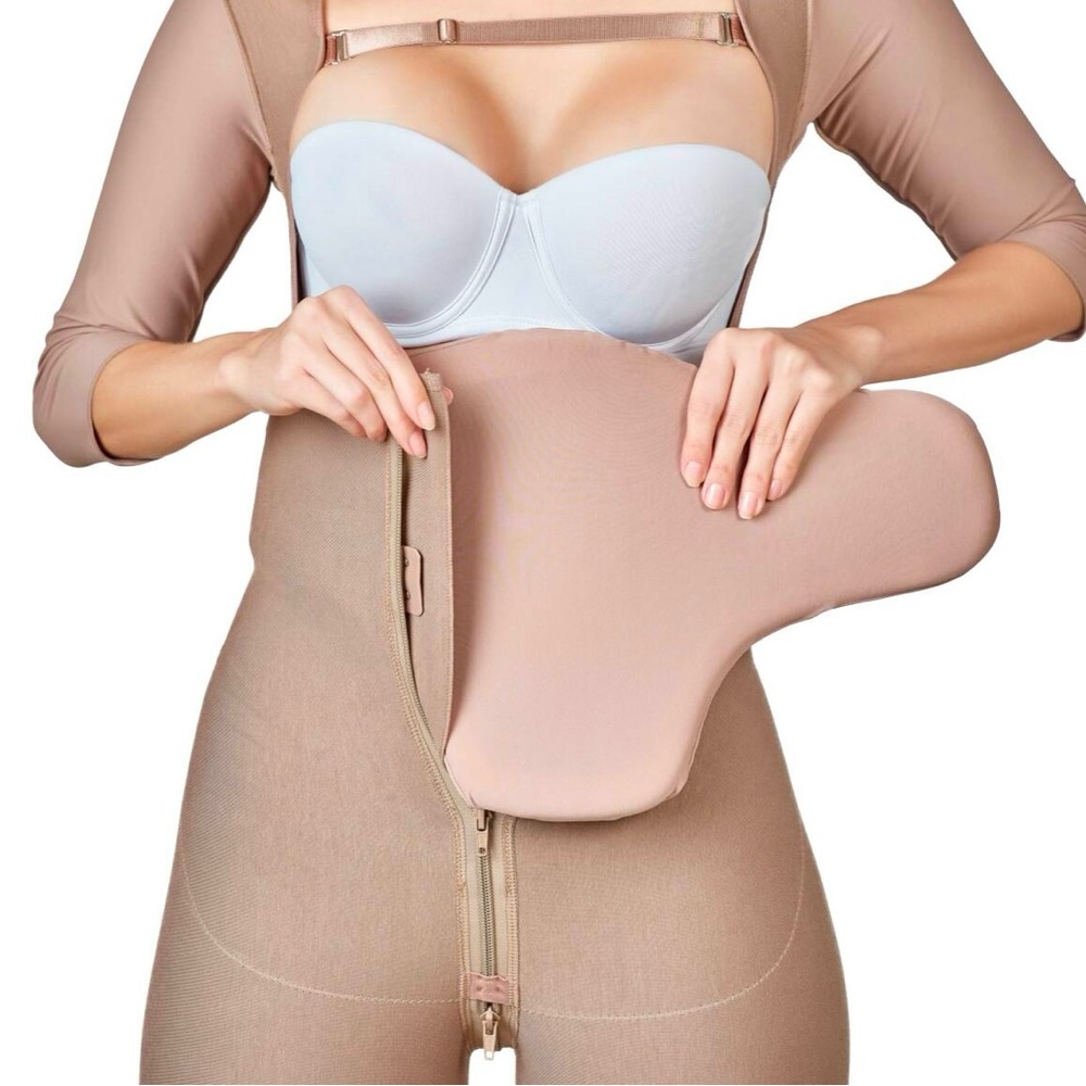 Tabla abdominal mariposa SKIMS Neutral Supportive Cushion